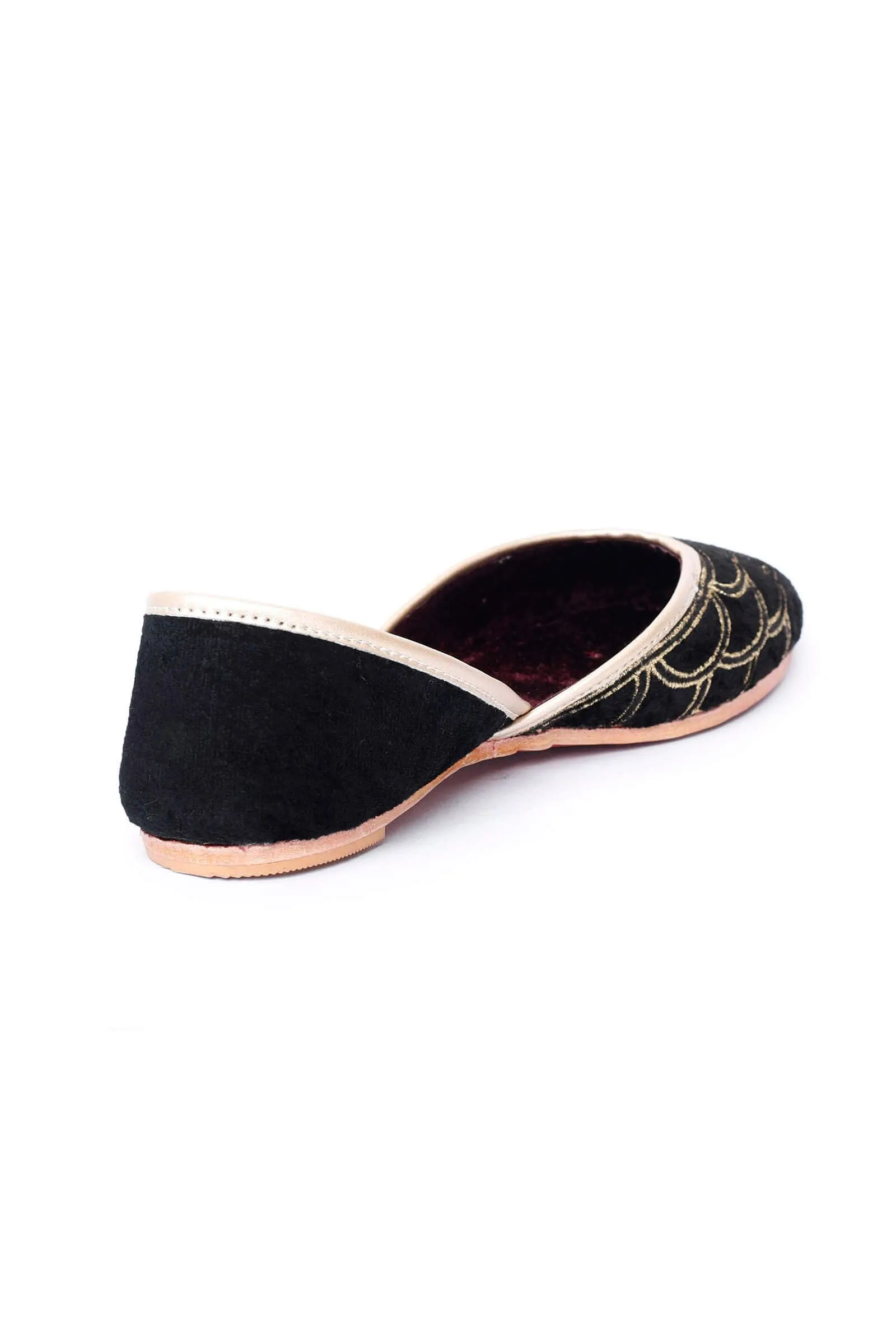 Black Contrast Velvet Jutti