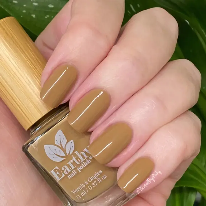 Earthy Plant Based Nail Varnish