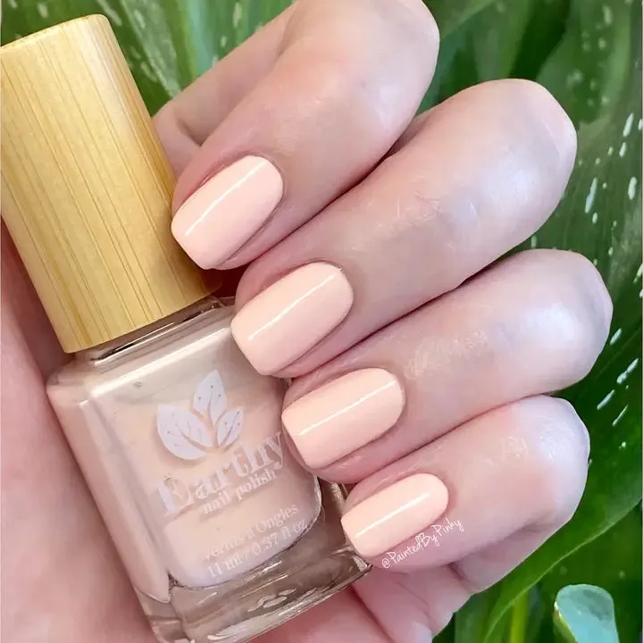 Earthy Plant Based Nail Varnish