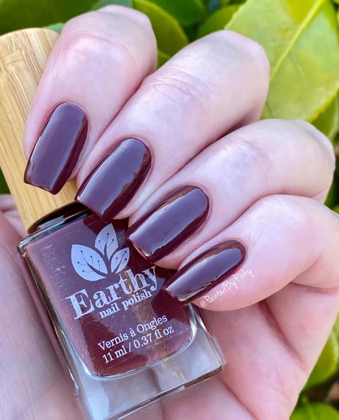 Earthy Plant Based Nail Varnish